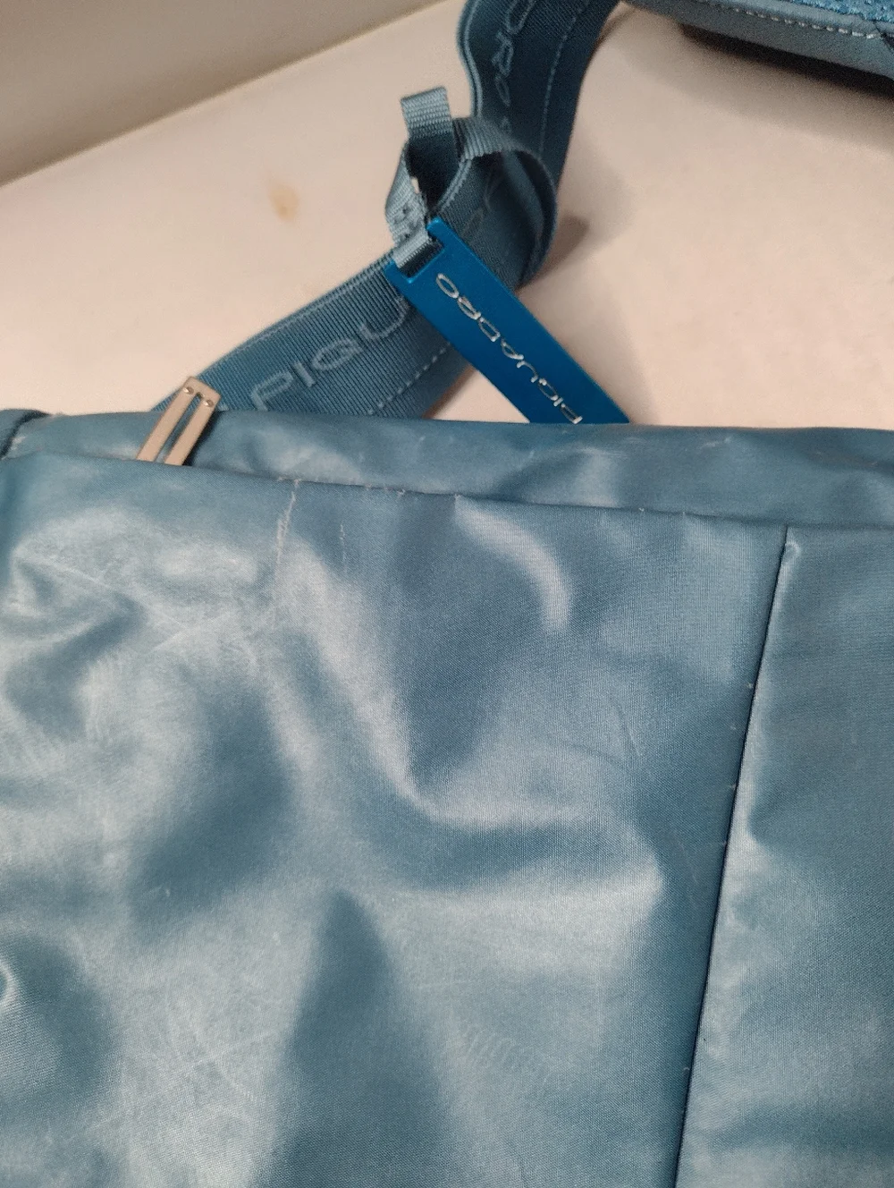 Piquadro Blue Multi Pocket Commuter Messenger City Bag Laptop Z